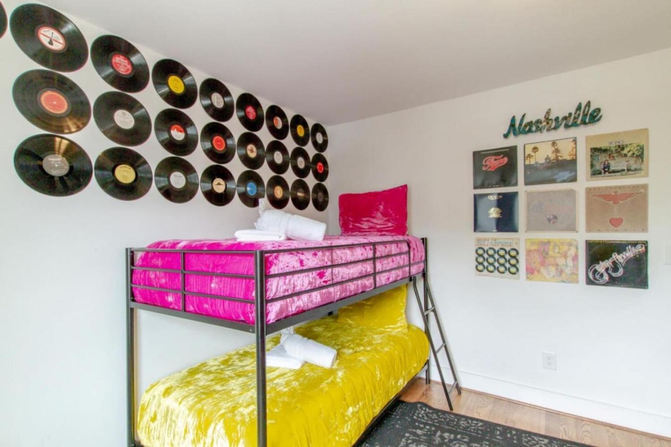 Howdy House New And Trendy With Rooftop Deck NashvilleNashville  Kültér fotó